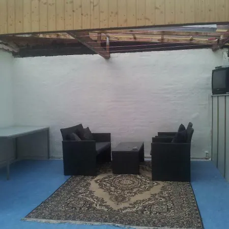 Kleines Zwischen Ega Und Messe Апартаменты Эрфурт