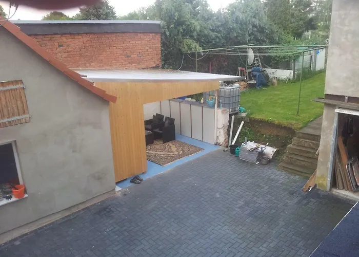 Kleines Zwischen Ega Und Messe Erfurt