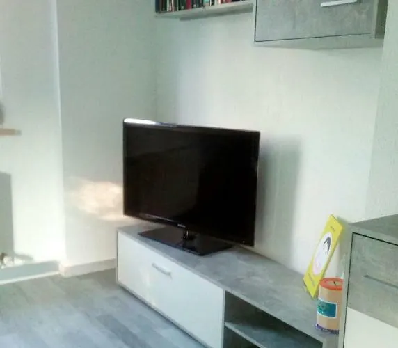 Appartamento Kleines Zwischen Ega Und Messe *