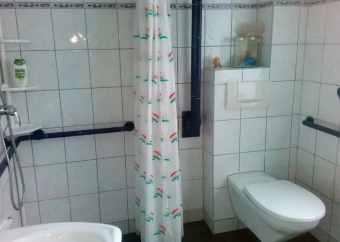 Kleines Zwischen Ega Und Messe Daire *