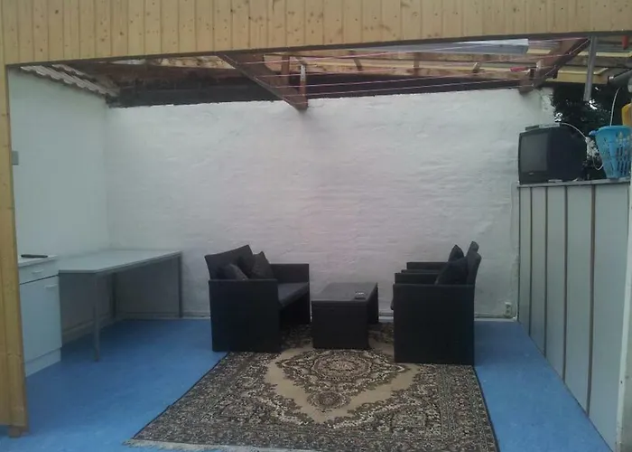 Kleines Zwischen Ega Und Messe Daire Erfurt